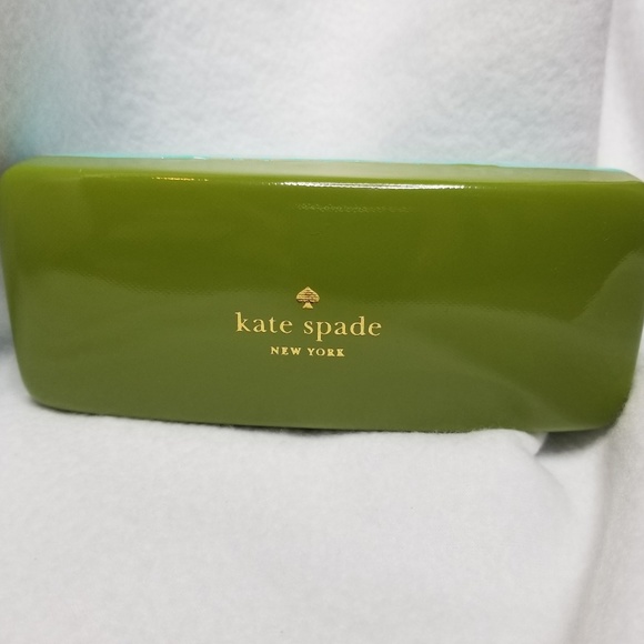 Kate Spade Sunglass Case and Cleaning Cloth - Picture 3 of 3